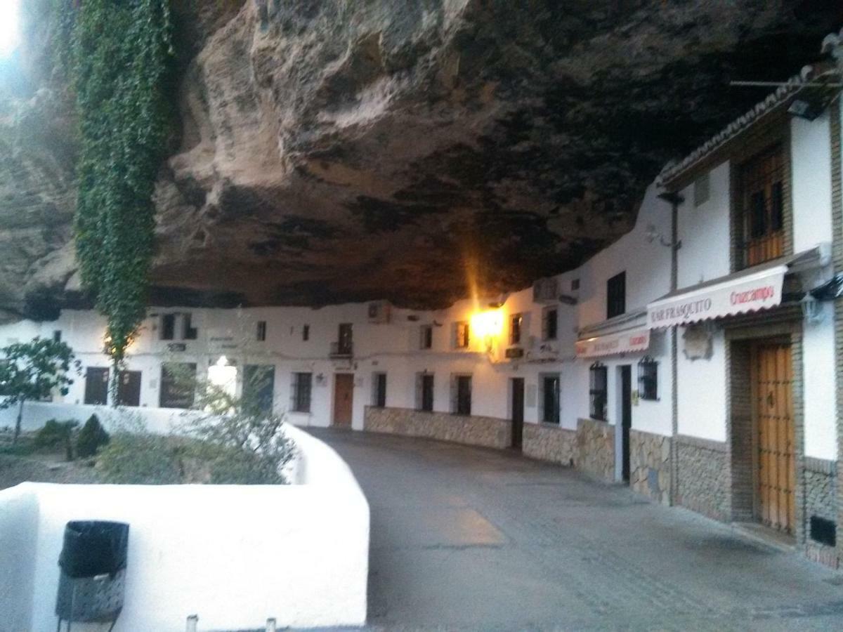 Setenil De Las Bodegas El Palacete מראה חיצוני תמונה